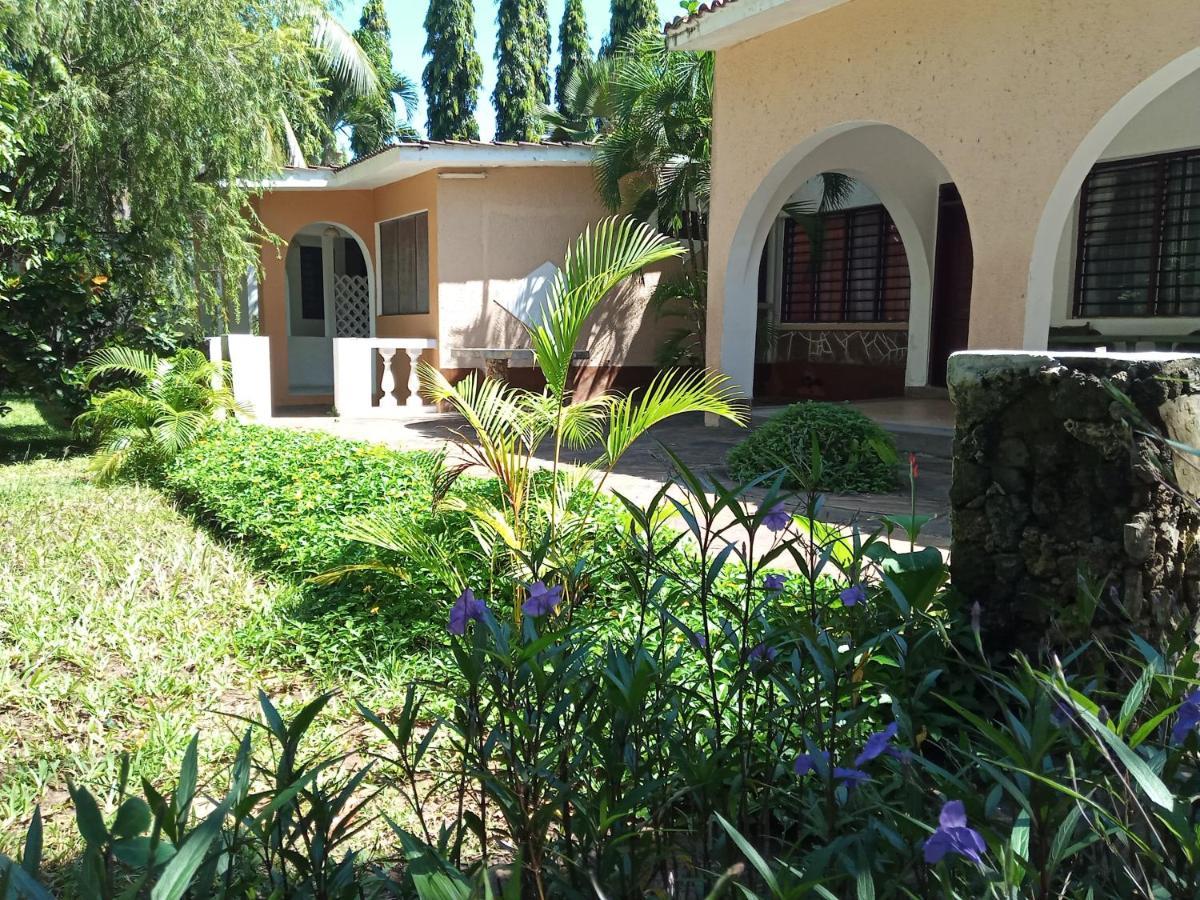 Kamsons Villa, Serena Road Mombasa Exterior photo