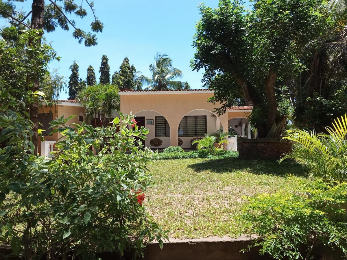 Kamsons Villa, Serena Road Mombasa Exterior photo